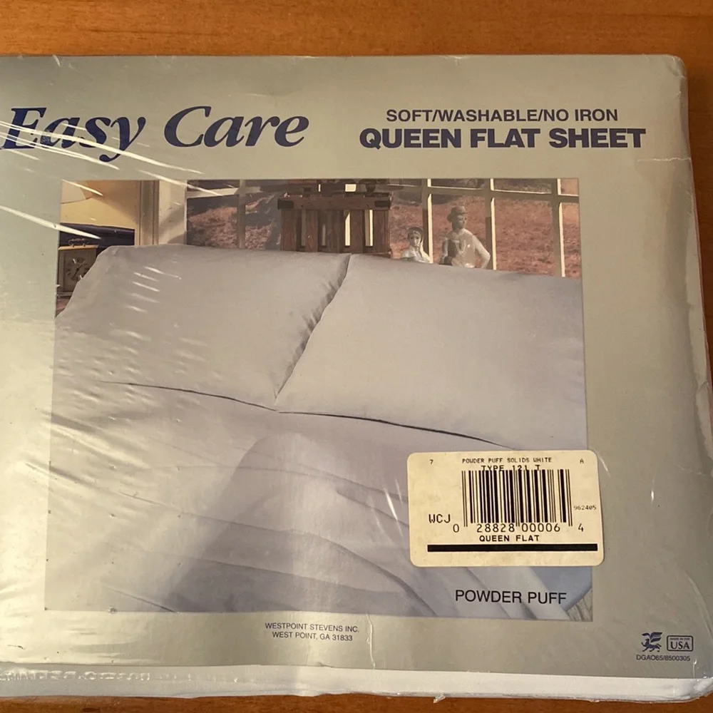 NWT Queen Flat Sheet